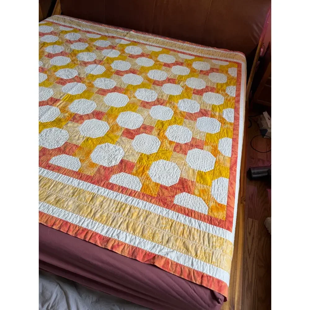 Handmade Monterrey Medallion Quilt 96x75 Yellow Peach Cotton Patchwork Blanket